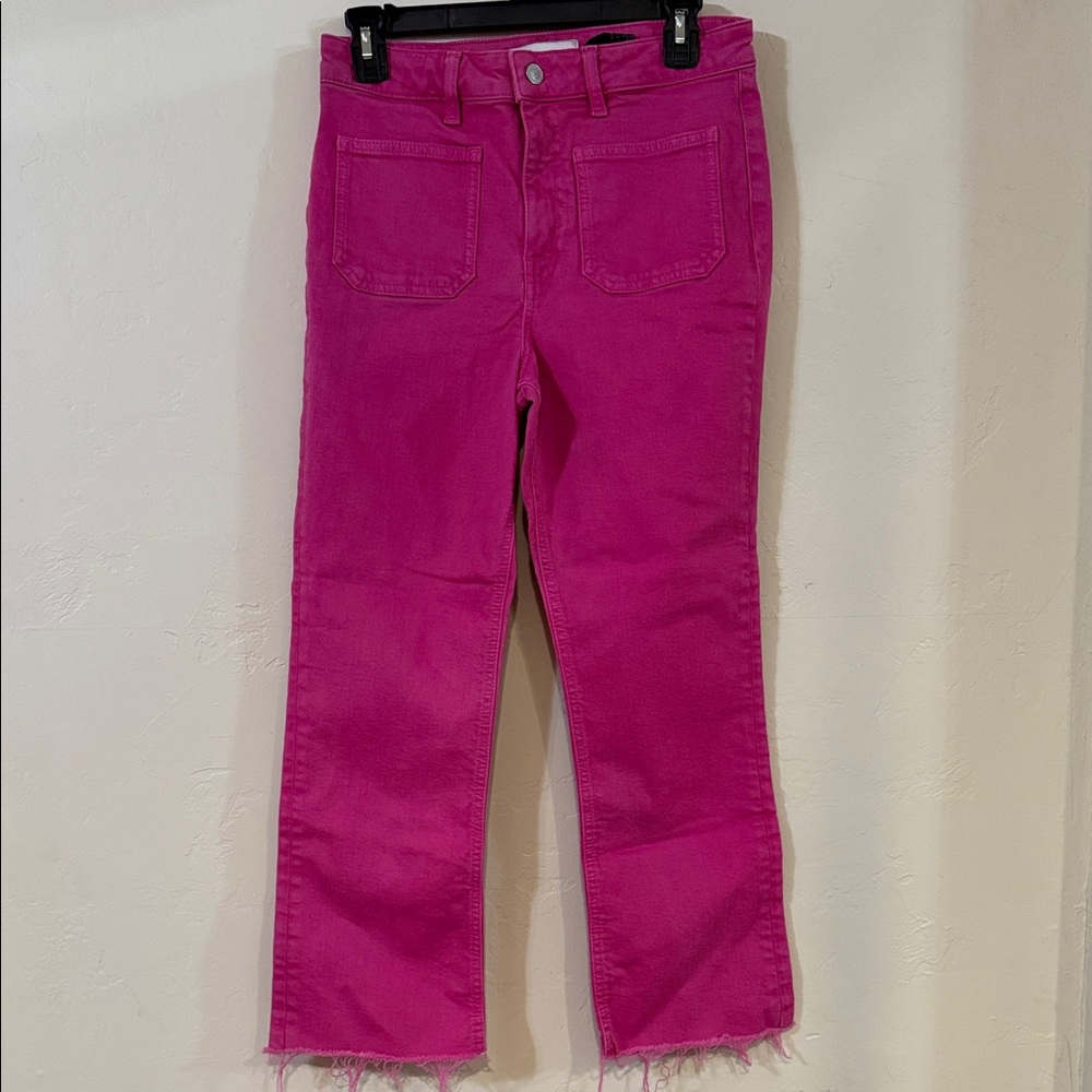Zara Fuchsia Ankle Jeans Size 6.